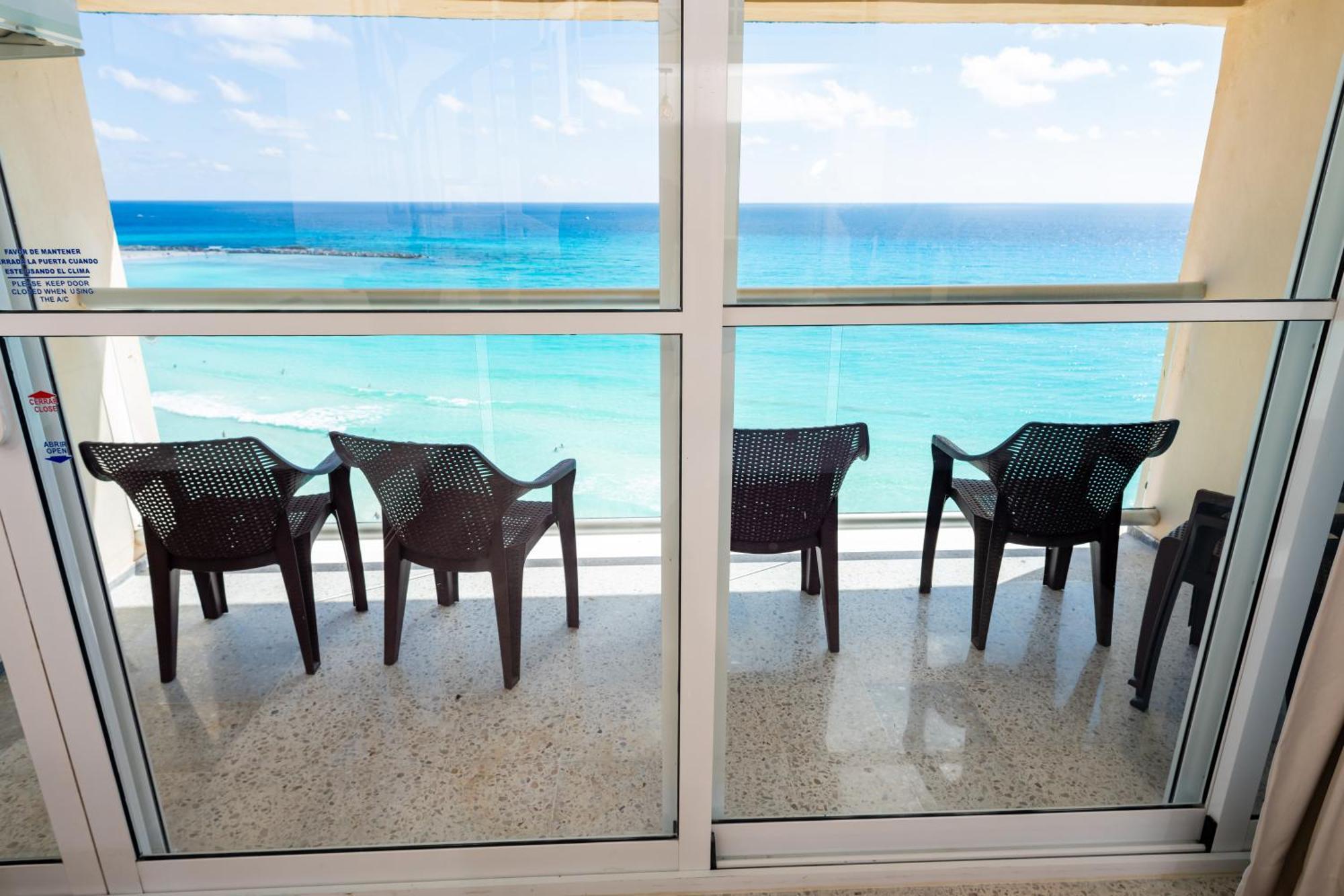 2 Story Oceanfront Penthouses On Cancun Beach! Eksteriør bilde